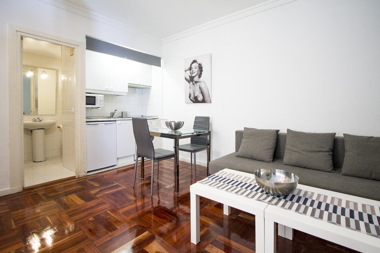 Apartamentos Rialto 马德里 外观 照片